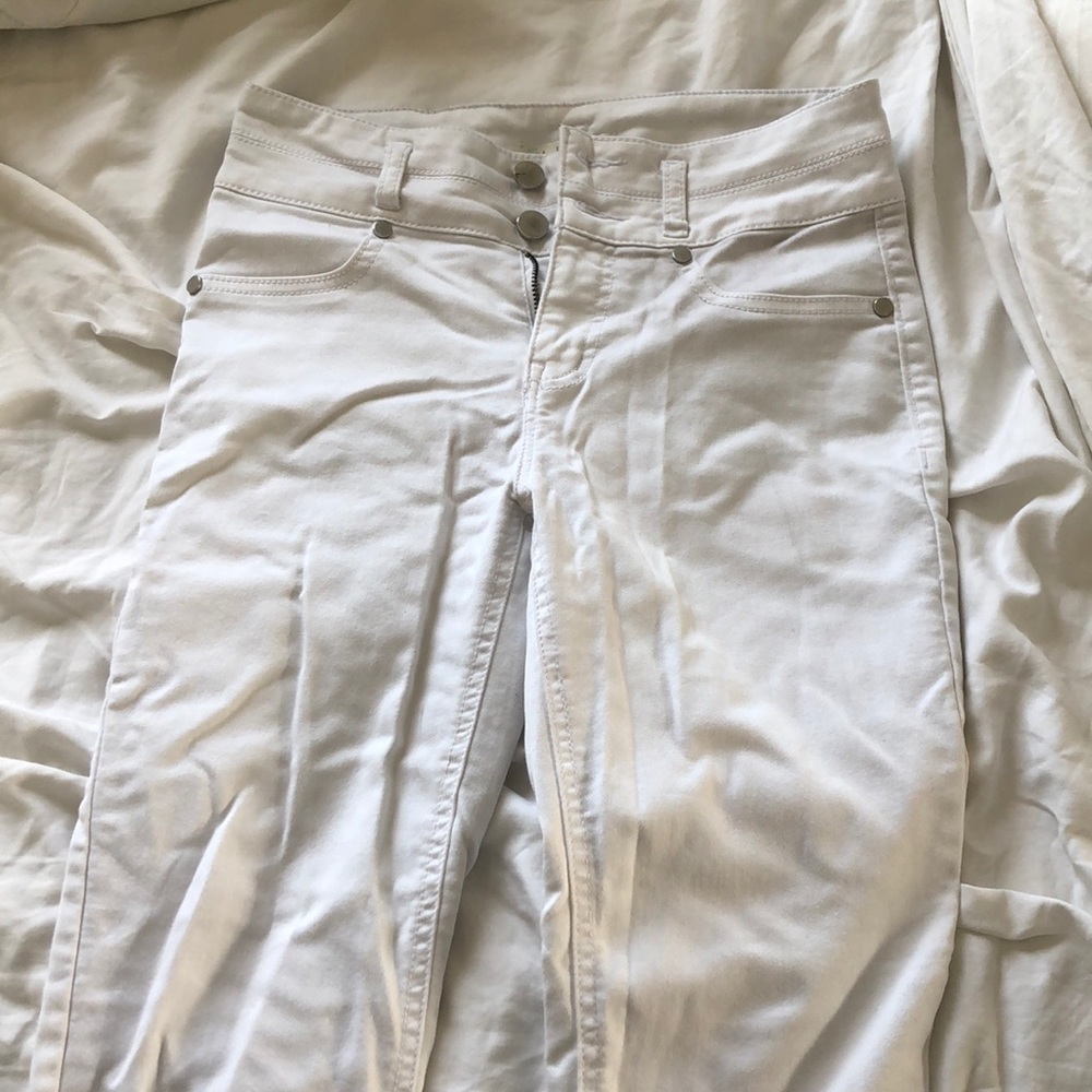 white TJ Maxx jeggings